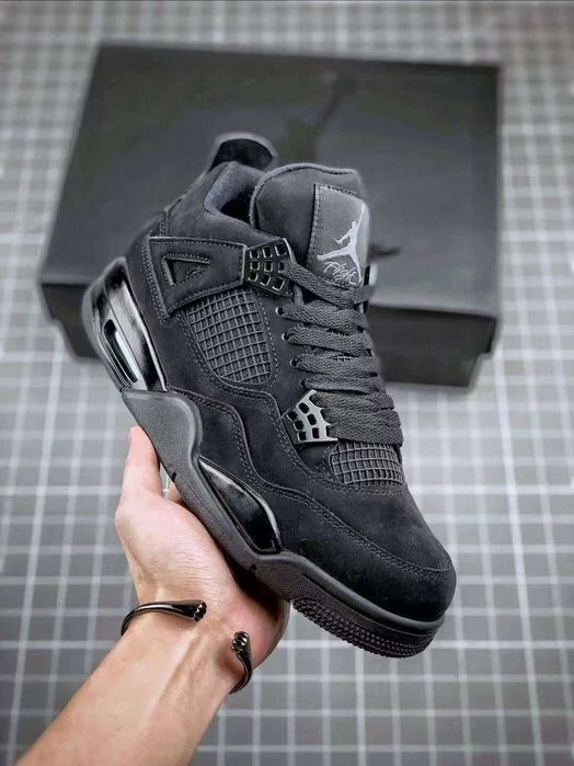 Nike Air Jordan 4 Black Cat