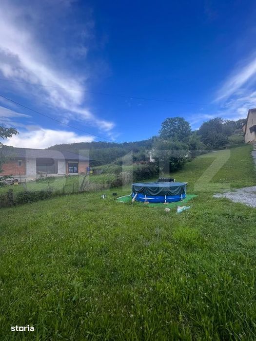 Teren intravilan, 1358 mp, strada principala, Valea Jelnei