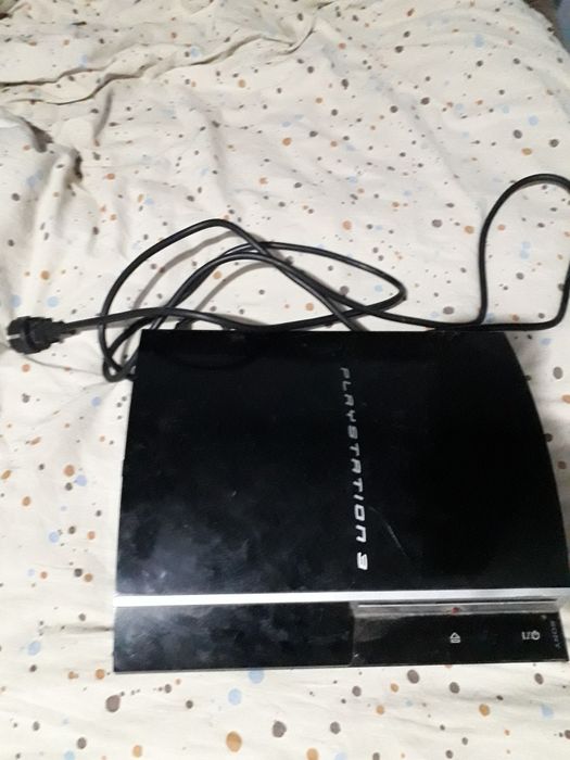 Vând ps3 functional