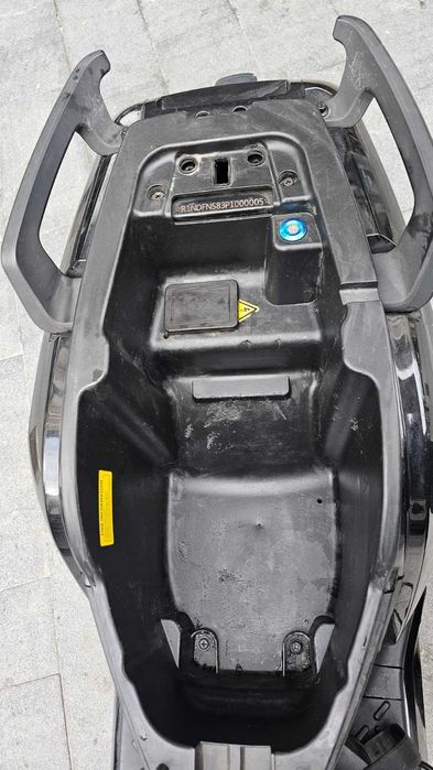 Scuter Electric 90km/h - 90km autonomie Niu NQi GTS PRO