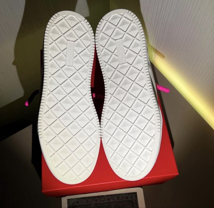 Adidasi valentino garavani