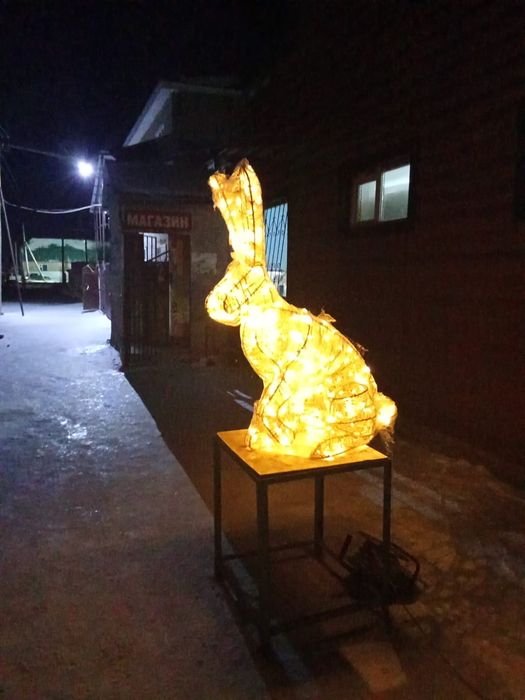 Диодный заяц для интерьера