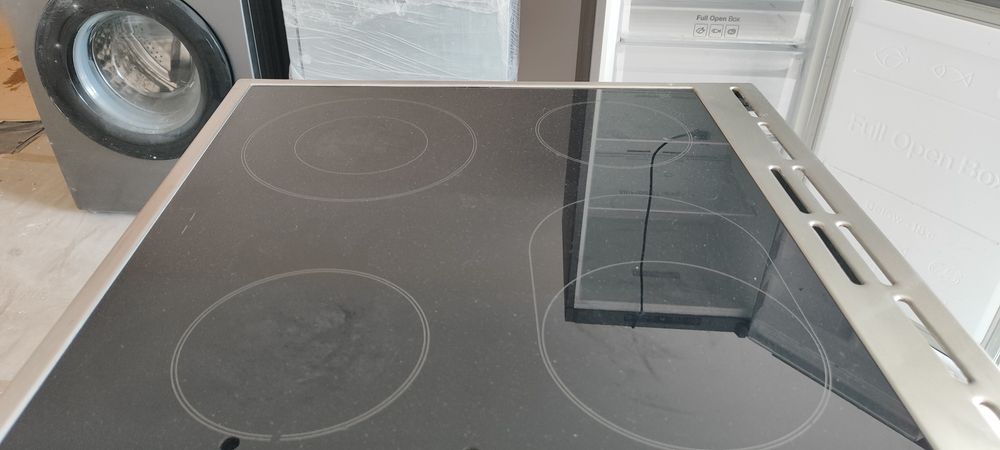 Печка с керамичен плот  Gorenje EC56C70XPA