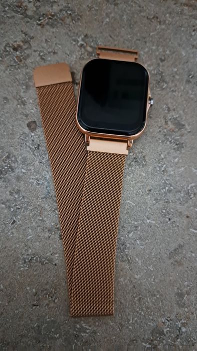 Смарт часовник златист