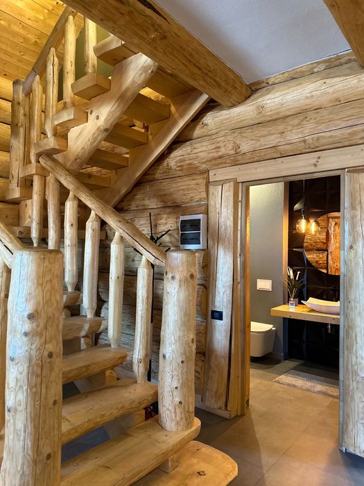 Case cabane lemn rotund necalibrat