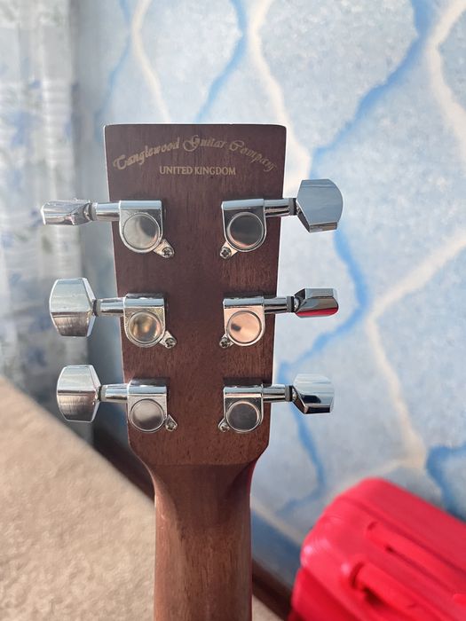 Акустическая гитара Tanglewood