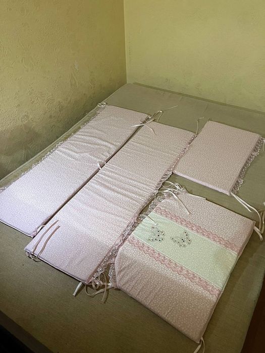 Бортики продам в