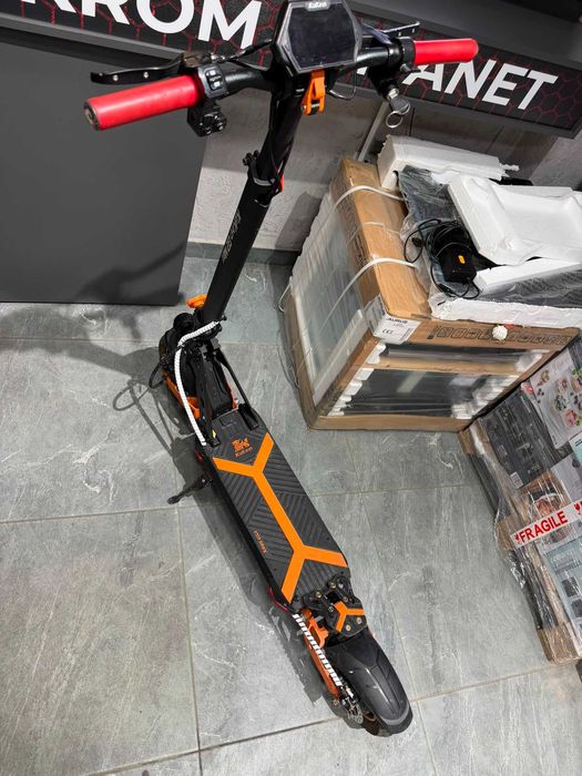 Trotineta KuKirin G2 MAX / Autonomie 80 Km / Viteza maxima 55km/h / 1000 W / Garantie * Krom Amanet Margeanului *