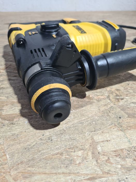 Rotopercutor SDS Plus 950W DeWalt 25333