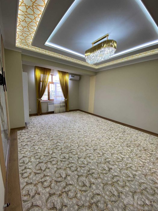 Реклама №3726 Продаётся 4 х комнатная квартира