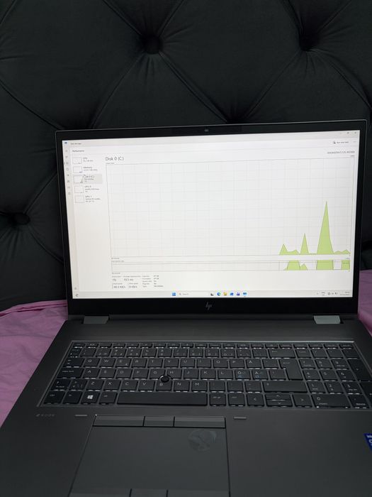 Vând Laptop HP Zbook Fury 17.3 G8, Intel Core i7 11850H 2.5 GHz