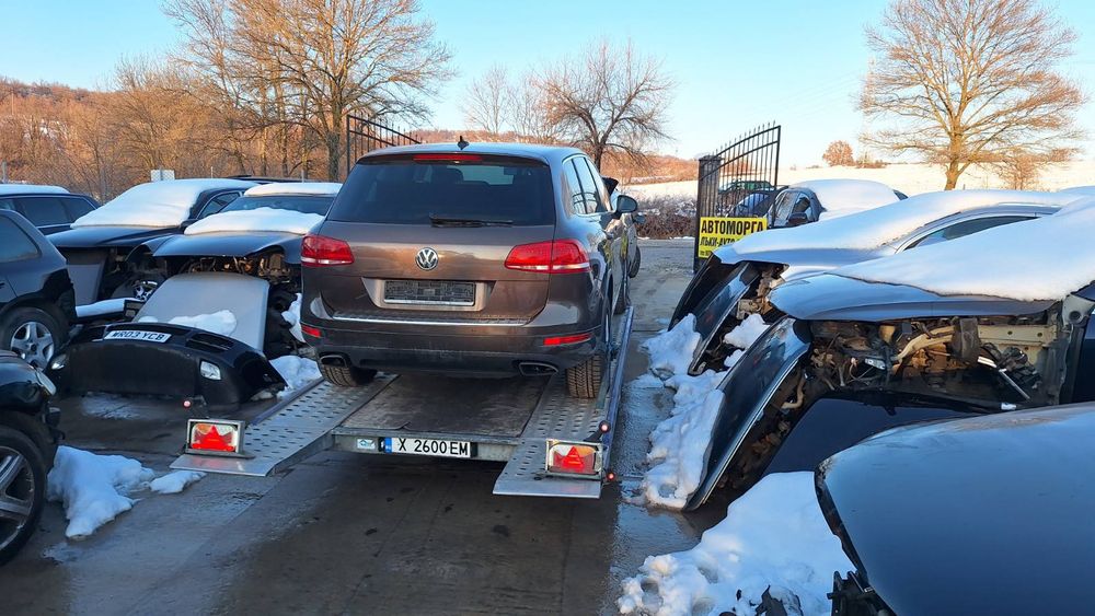 VW Touareg 3.0 V6 TDI,CRC motor 245 к.с. , ел. багажник, 60 броя на ча