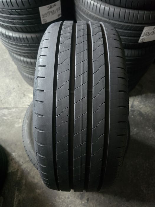 Goodyear 215/45 R16 90V vară
