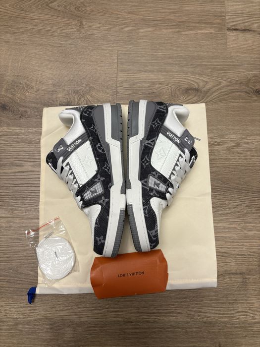 LV Louis Vuitton Trainer Gri