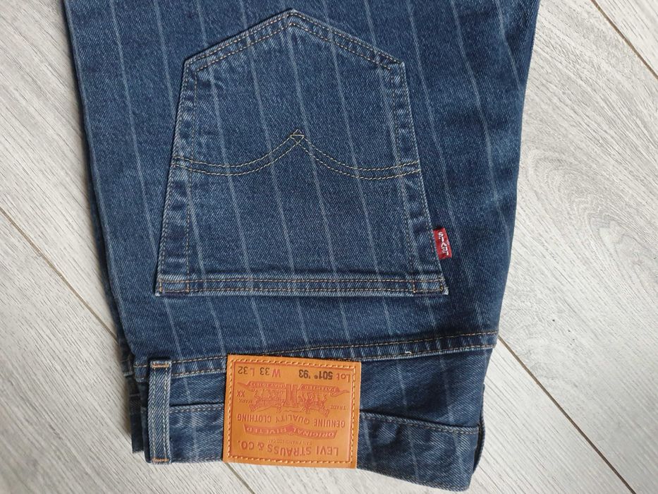 Blugi LEVI'S 501 '93 - Marime W33 L32 (Talie 89 cm)