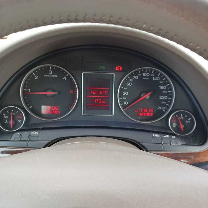 AUDI A4 2002 — imagine 4