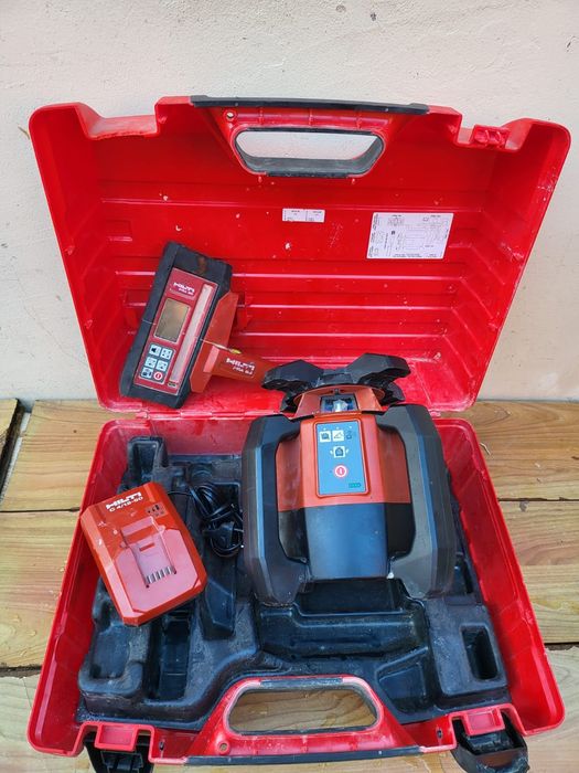 Nivela laser Hilti PR 30 - HVS panta dubla