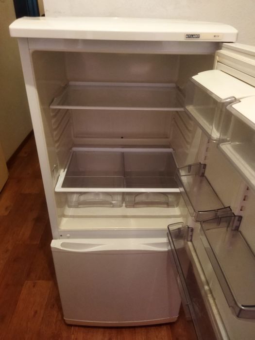 Продам холодильник, в хорошем состоянии.