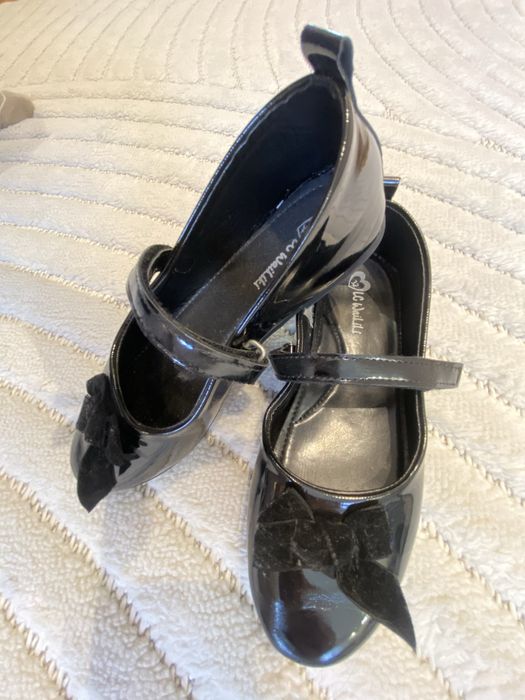 Рокля 8г. и обувки -32 размер