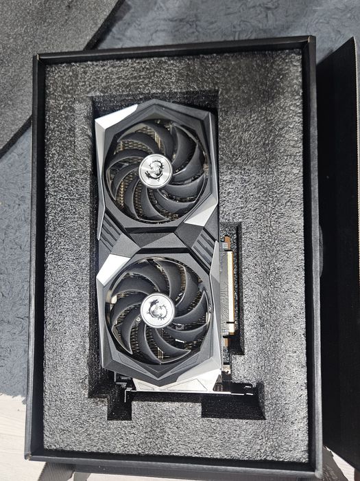 RX 6600XT 8гб MSI видеокарта