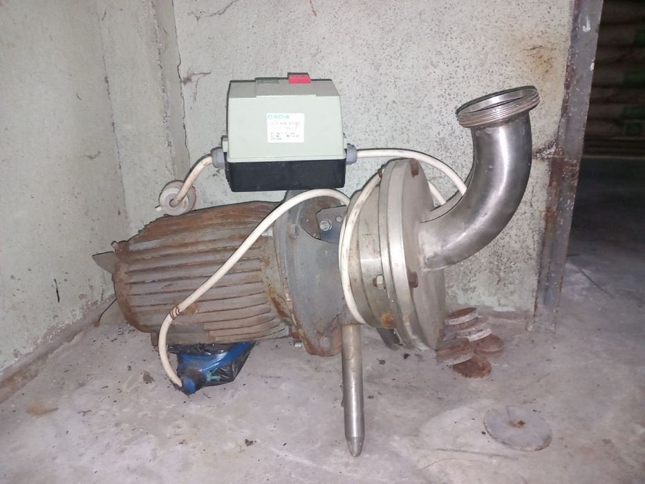 Водна помпа