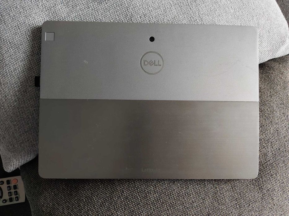 Tableta Windows Dell Latitude 7210 i5 10310u 16GB Ecran 12.3 Diagnoza 2 in 1