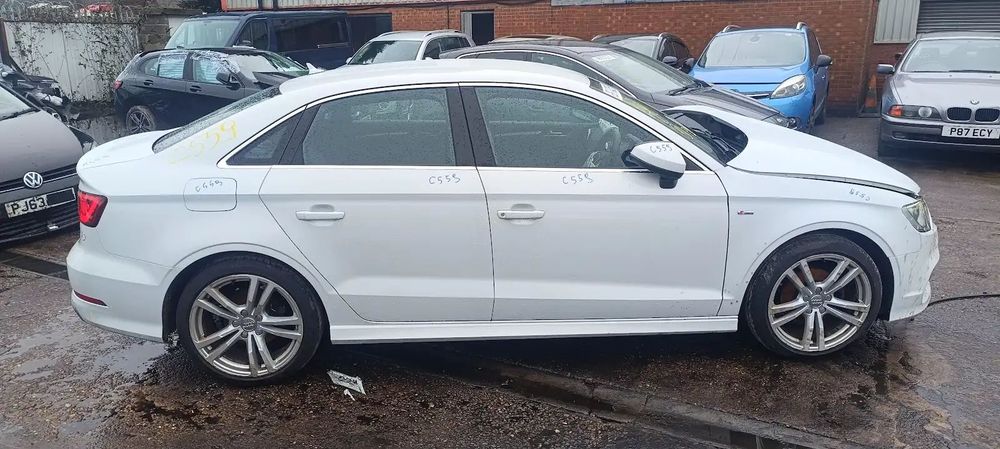 Dezmembrari / Dezmembrez AUDI A3 (8VS) [Fabr 2013-prezent] 1.4 TFSI CZEA cutie viteze manuala cod culoare LS9R