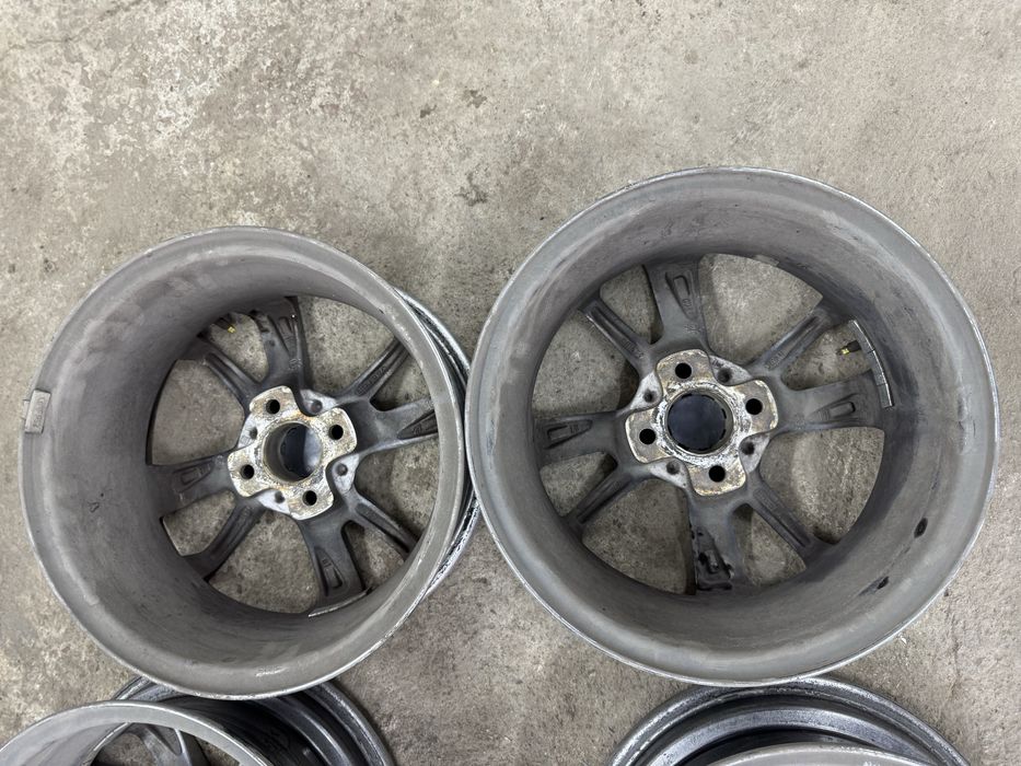 Продам литье R14