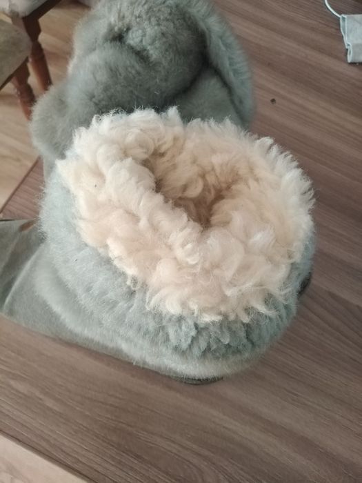 Продам унты натуральные