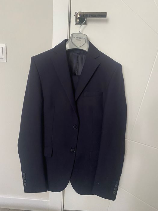 Костюм мужской хороший