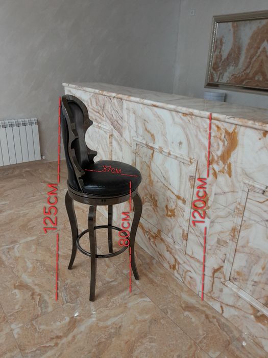 Барный стул вращающийся