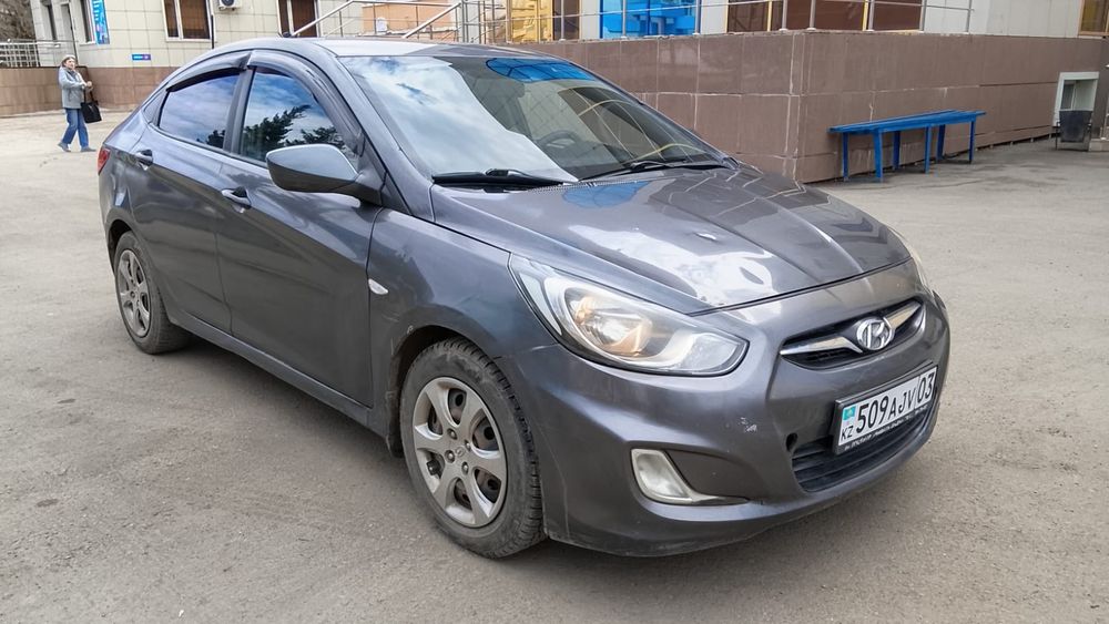 Продам Акцент, с новым двигателем