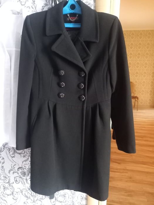 Срочно продам новое пальто