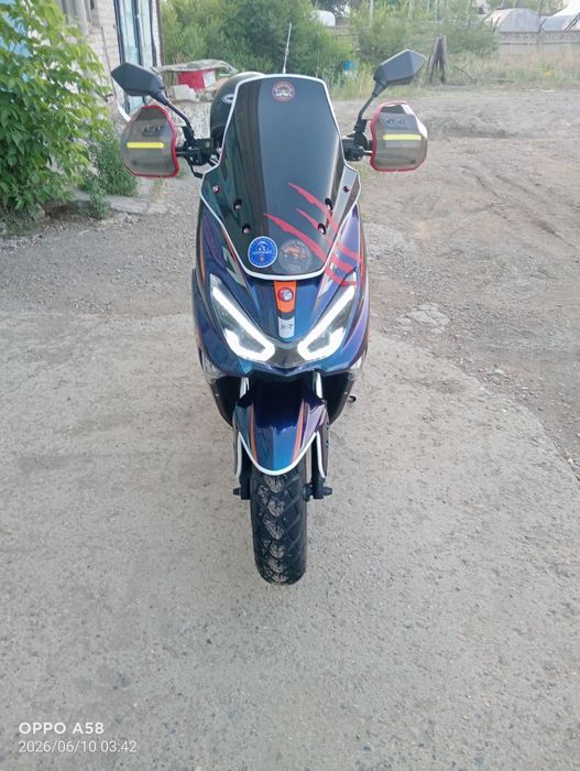 Продам скутер Макс х-7