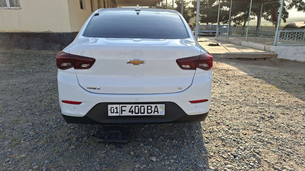 Оникс механика  сотилади