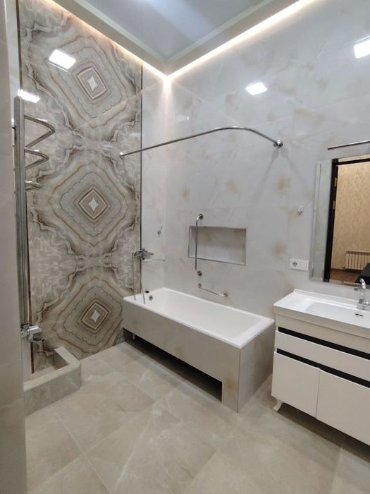 470000у.е Ипакчилик Евро Дом 6 сотик 6 комнатные