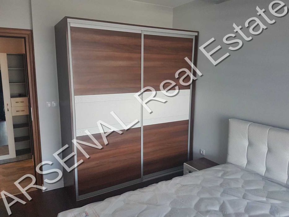 Дава се под наем Тристаен апартамент в София, Лозенец - 95 кв.м за 797.64 € - Снимка #2