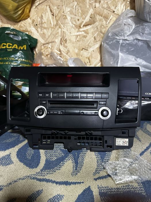 Mitsubishi Lanser