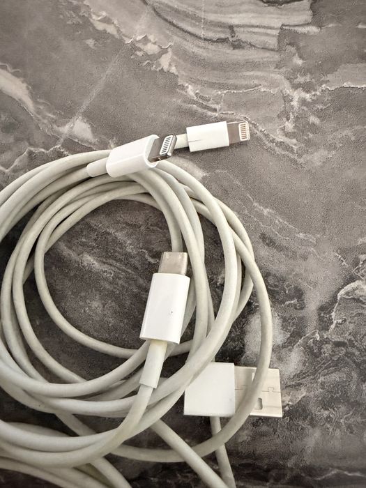 iPhone кабели USB/Lightning + Кейсове