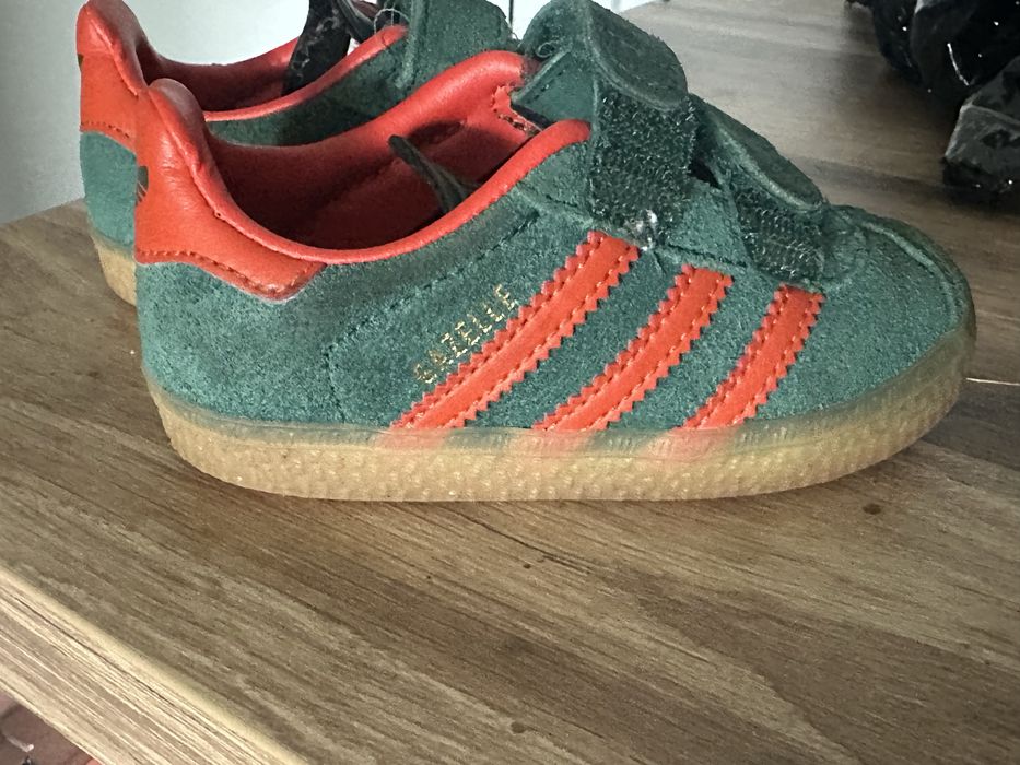 Adidasi gazelle nr22 copii