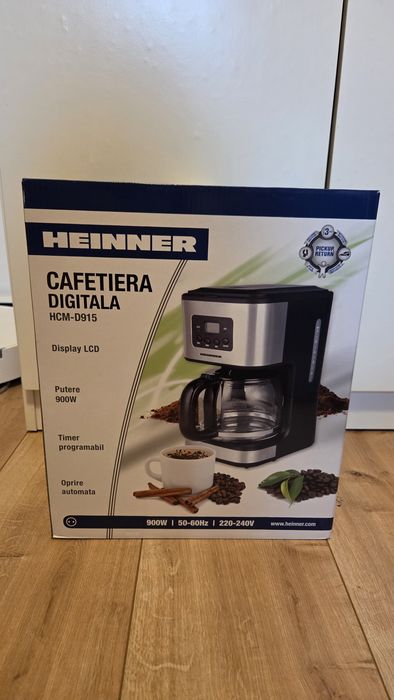 Cafetiera digitala Heinner HCM-D915