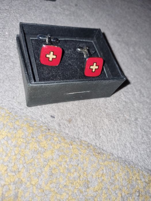 Butoni pentru camasa