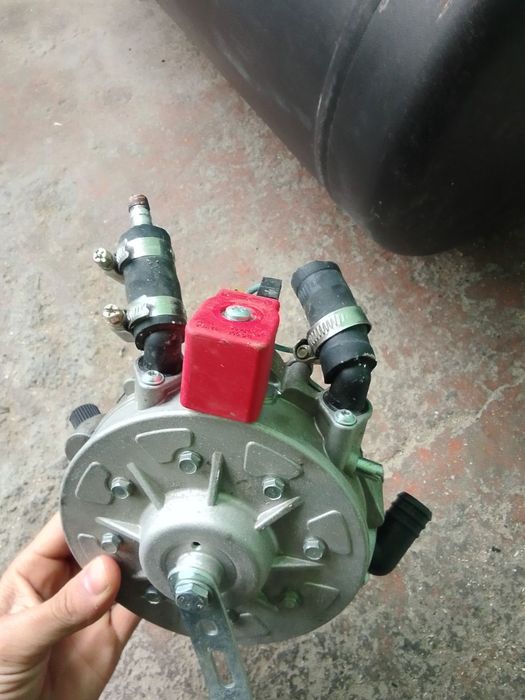 Пропан балон и редуктор комплект  б/у