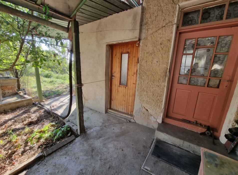 Продава се Къща в с. Горски долен Тръмбеш, Област Велико Търново - 90 кв.м за 182 €/кв.м - Снимка #14