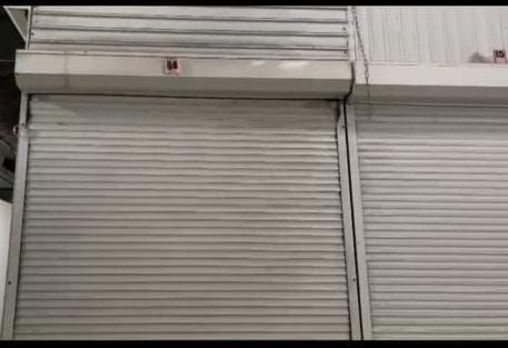 Ворота роликовые с замком