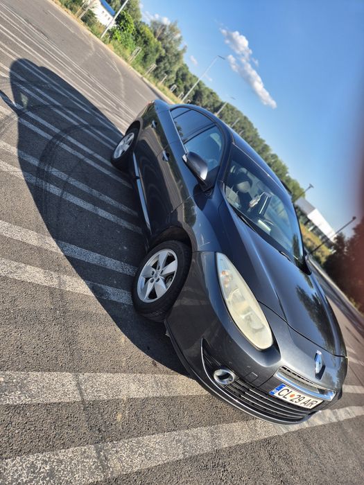 RENAULT Fluence
