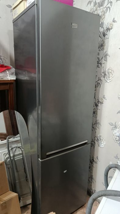 Продам холодильник срочно