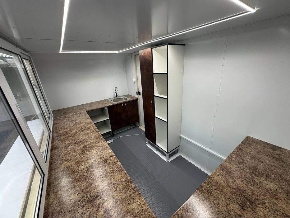 Търговска каравана за бързо хранене!