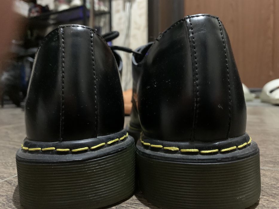 Продаются ботинки осень-весна.