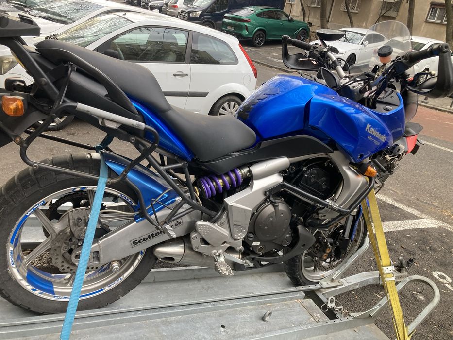 Kawasaki versys an 2010 avariat/dezmembrez